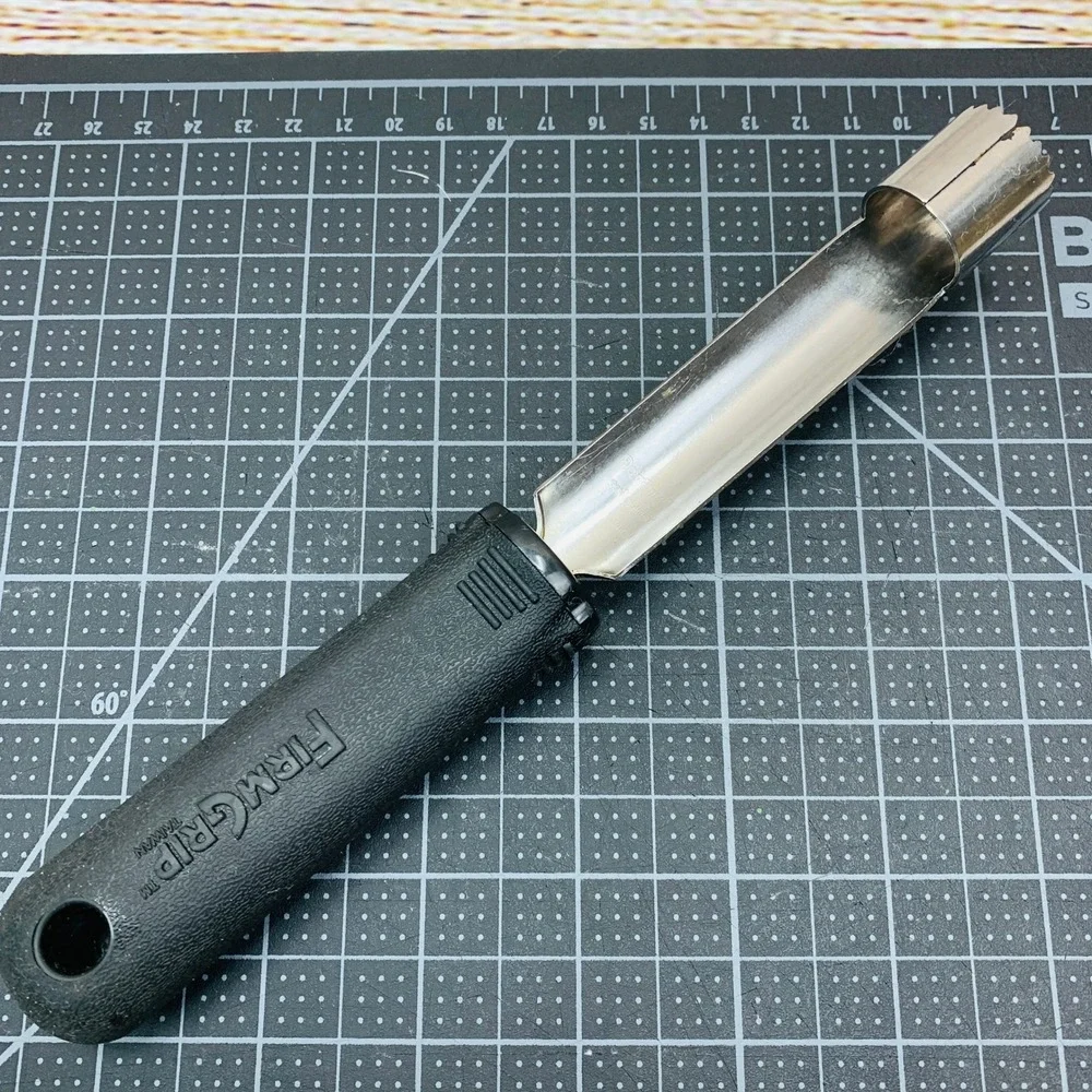 Firm Grip Apple Corer Stainless Steel Fruit‎ Vegetable Kitchen Tool